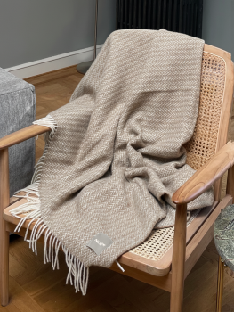 Hope throw - pre-order